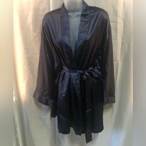 Victoria's Secret Satin Kimono with pockets and attached belt Navy blue EUC